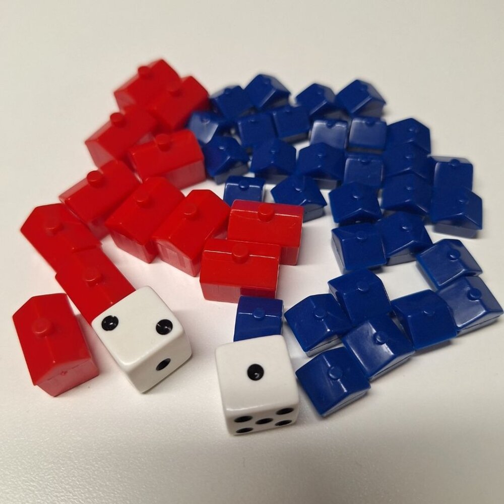 Monopoly Replacement Pieces:‎ 32 Houses 12 Hotels 2 Dice